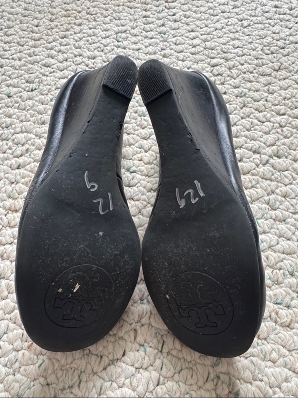 Tory Burch Black Leather Wedge Pumps with Gold Logo Medallion - Picture 5 of 5